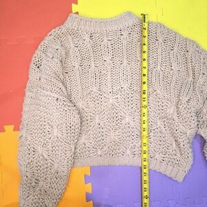 Hem & Thread Chunky Knit Sweater Large Tan Beige Butterfly Bow Texture Cropped L